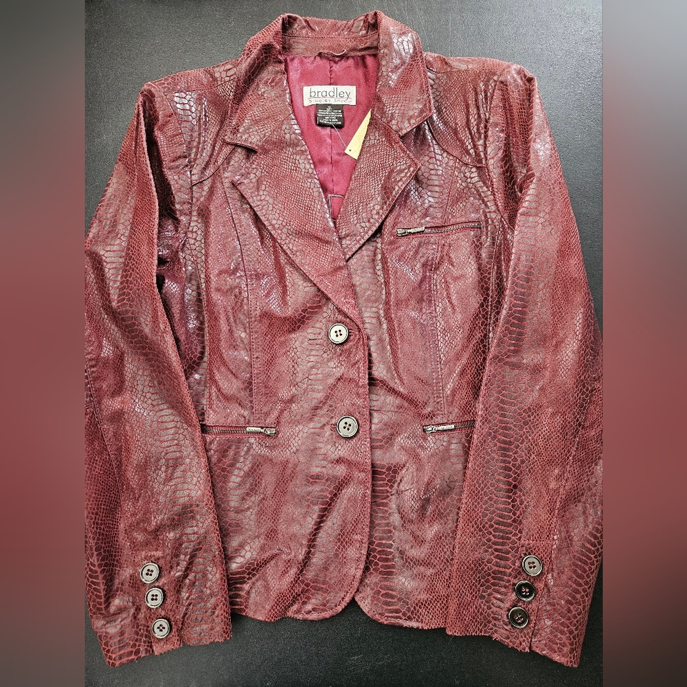 NWT - Leather Bradley Bayou Brownish Red Croc Printed Blazer - Size XL